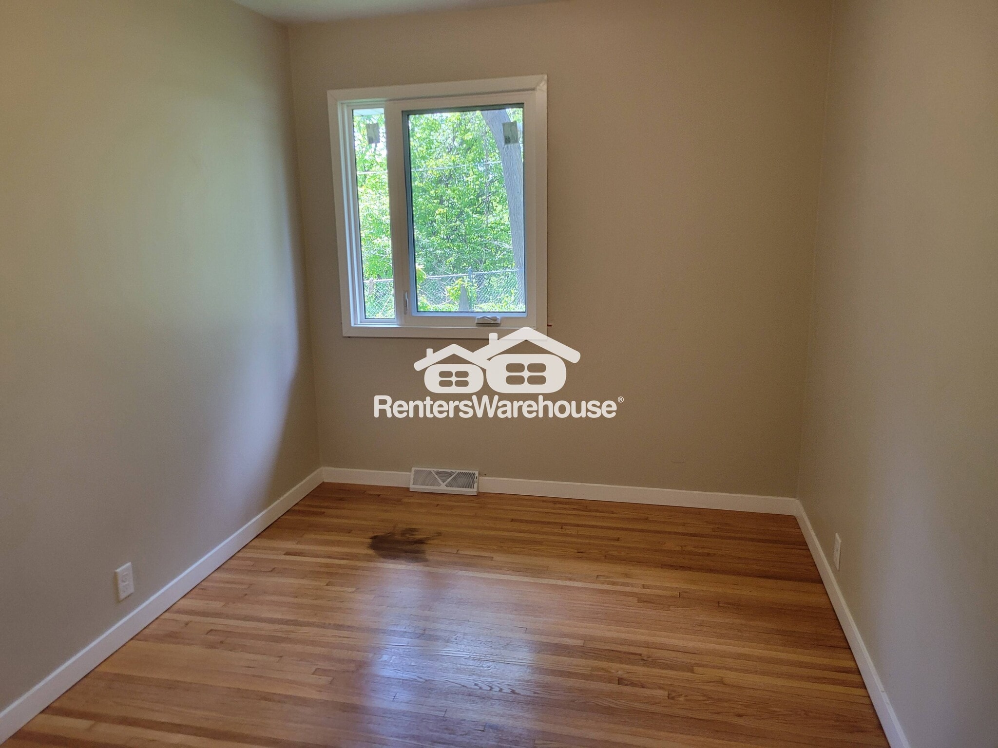 Building Photo - 738 Belwood Dr