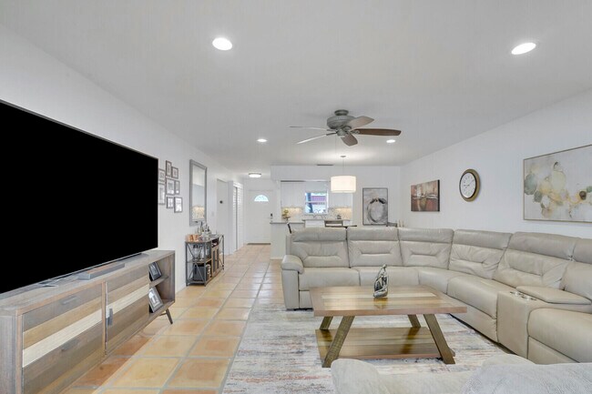 Building Photo - 772 Nantucket Cir