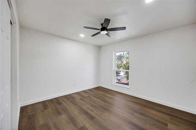 Building Photo - 12305 Rustic Manor Ct