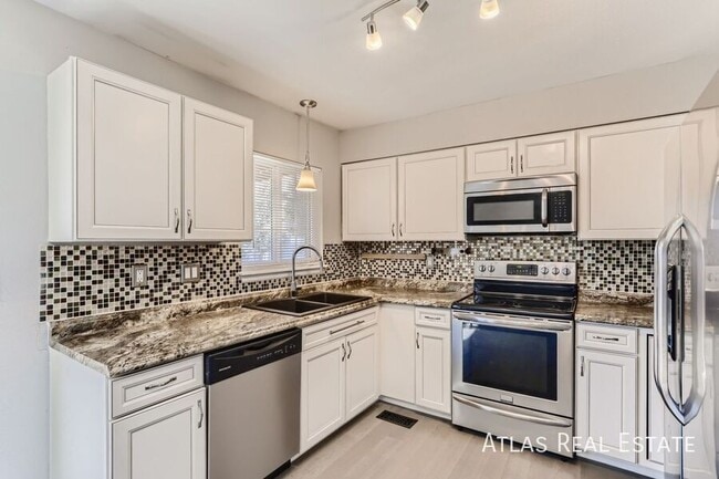 Building Photo - 3586 S Ouray St