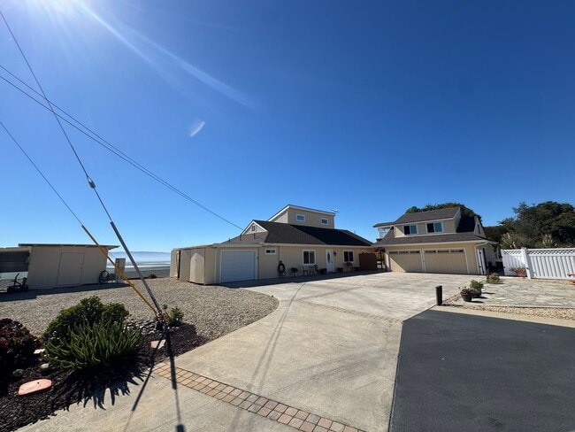 Building Photo - 3-Bedroom Home with Spectacular Views and Immaculate Care in Nipomo