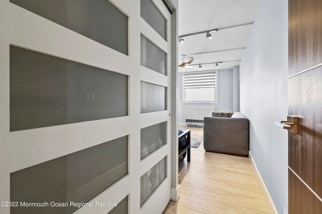 Building Photo - 675 Ocean Ave N