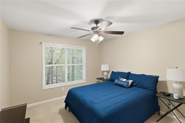 Building Photo - 4290 McClanes Ct