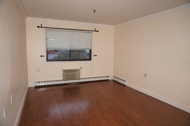 Building Photo - 51 Schuyler Ave