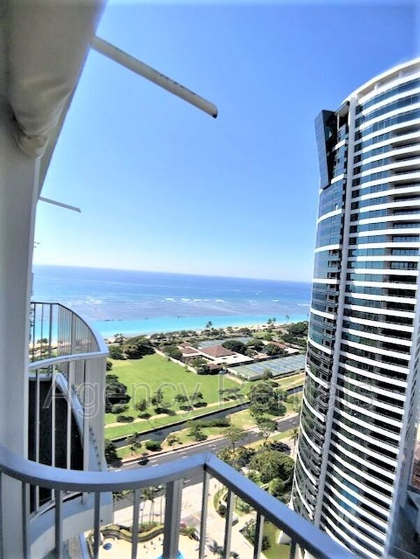 Building Photo - 1350 Ala Moana Blvd