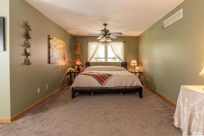 Building Photo - 1106 W Countryside Ln