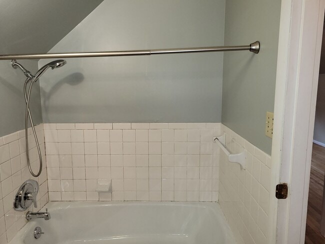 Building Photo - 3915 S Orchard Ct