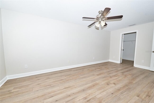 Building Photo - 23903 Sardinia Dr