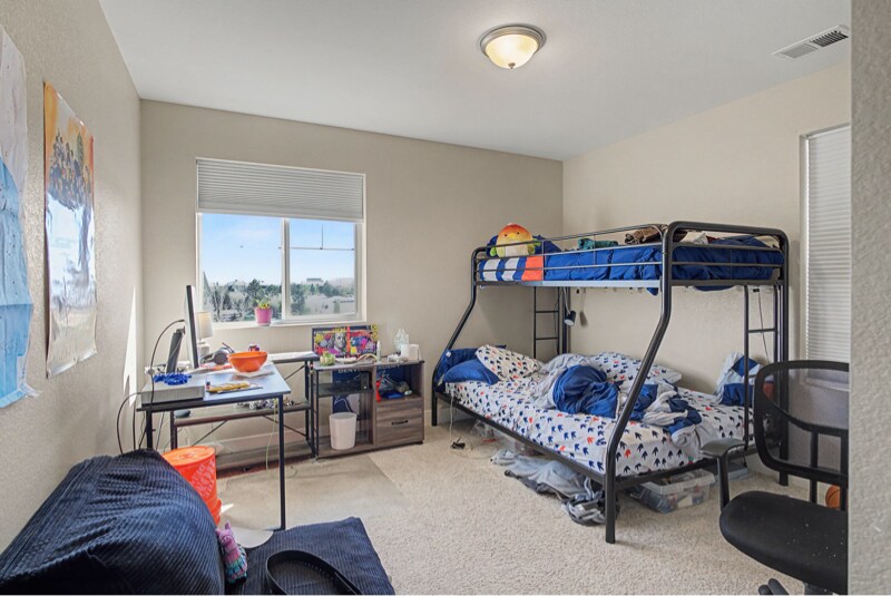 Building Photo - 2102 Summerlin Ln