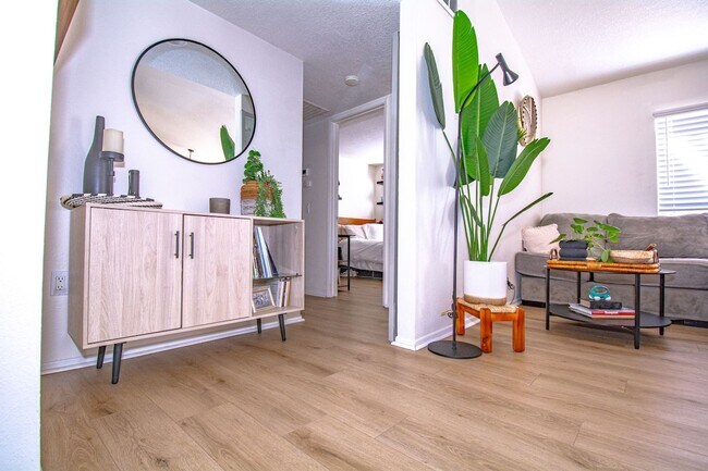 Building Photo - 8408 Spring Desert Pl