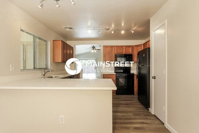 Building Photo - 3 Bedroom Pet-Friendly Home in El Mirage, AZ with Main Street Renewal