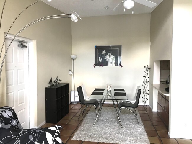 Building Photo - 1107 Green Pine Blvd