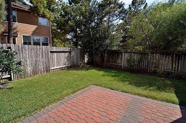 Building Photo - 74 Blue Creek Ct