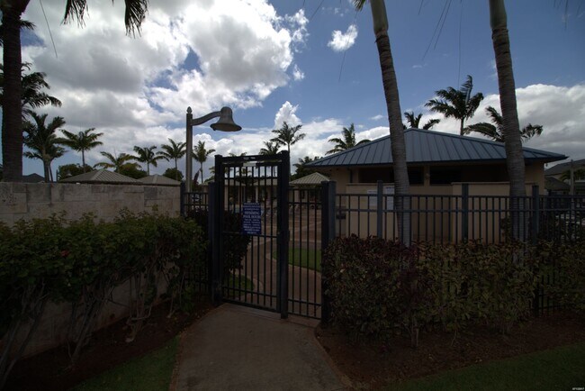 Building Photo - 3 Bed 2.5 Bath Townhome in Spinnaker Place Townhomes 2