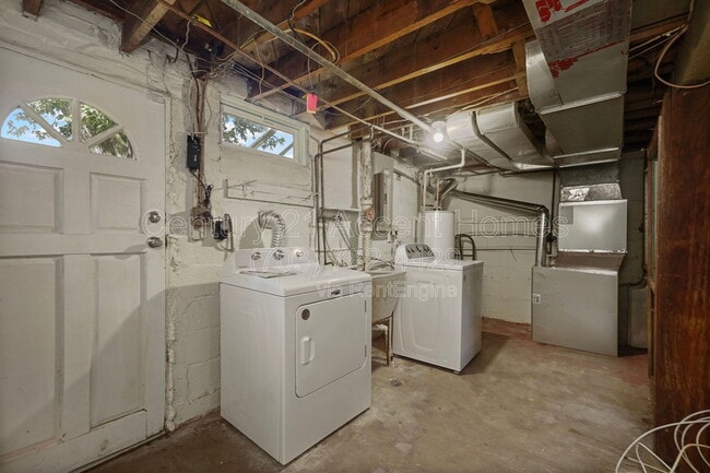 Building Photo - 2707 Jefferson Dr