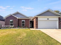 Building Photo - 919 Villa Vis Lp