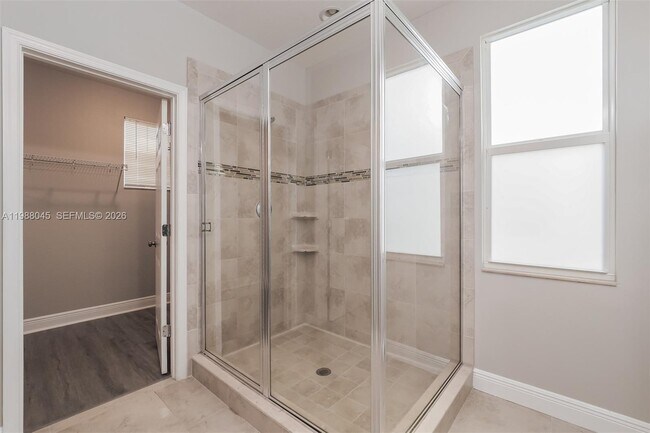 Building Photo - 1183 NW Leonardo Cir