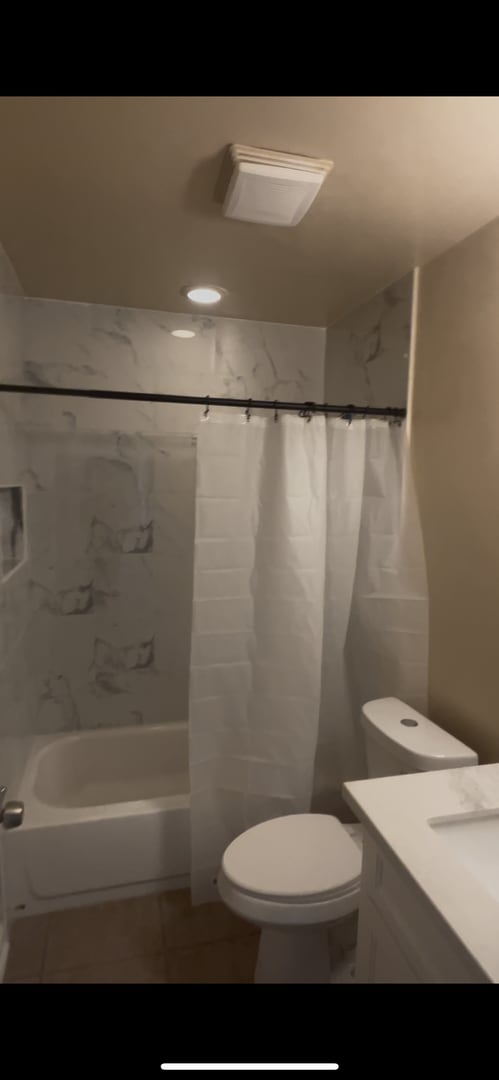 Building Photo - Adorable New Orleans East Home