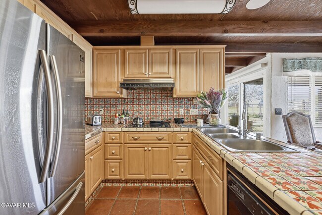 Building Photo - 40555 20th St W