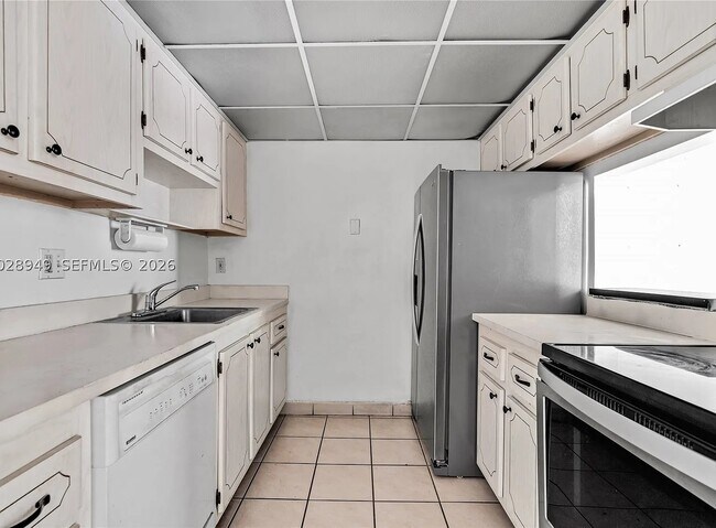 Building Photo - 14501 SW 88th St