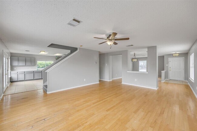 Building Photo - 2514 Byfield Dr