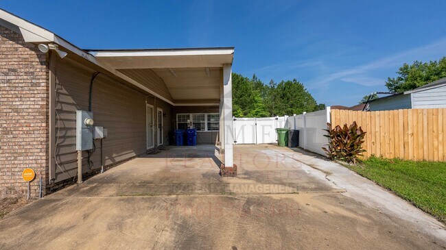 Building Photo - 4261 Valley Crest Dr