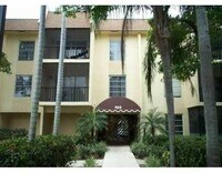 Building Photo - 450 NW 20th St