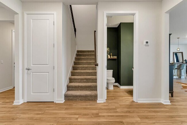 Building Photo - 5674 Arborvista Dr