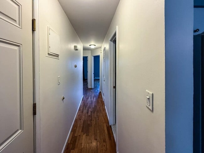 Building Photo - 513 AVENUE C