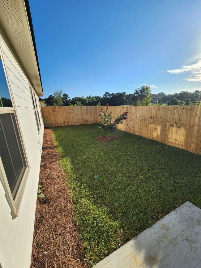 Building Photo - 4041 Colbie Way