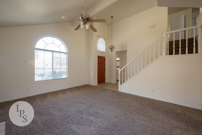 Building Photo - Gated Fresno NW Home, 3BR/2BA, in CUSD - L...