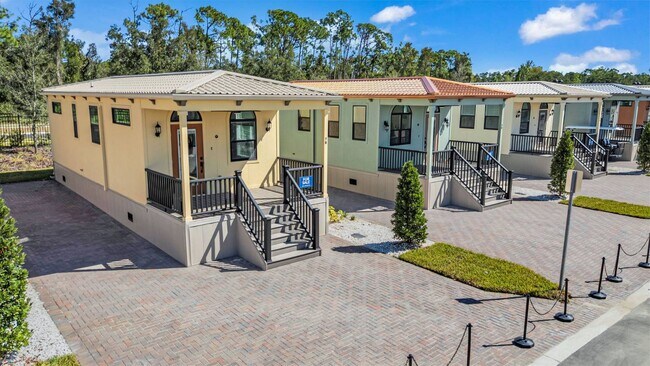 Building Photo - 6165 Talon Bay Dr