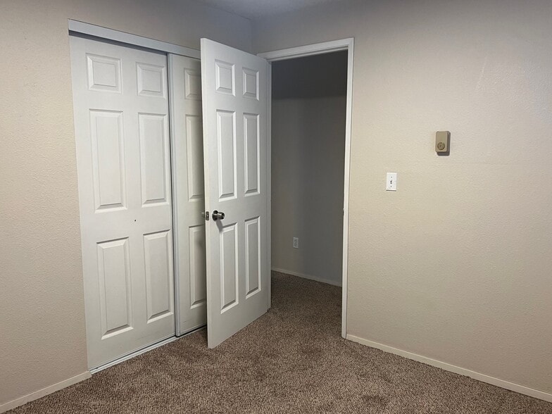 Building Photo - 12123 108th Avenue Ct E