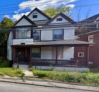 Building Photo - 163 Market St