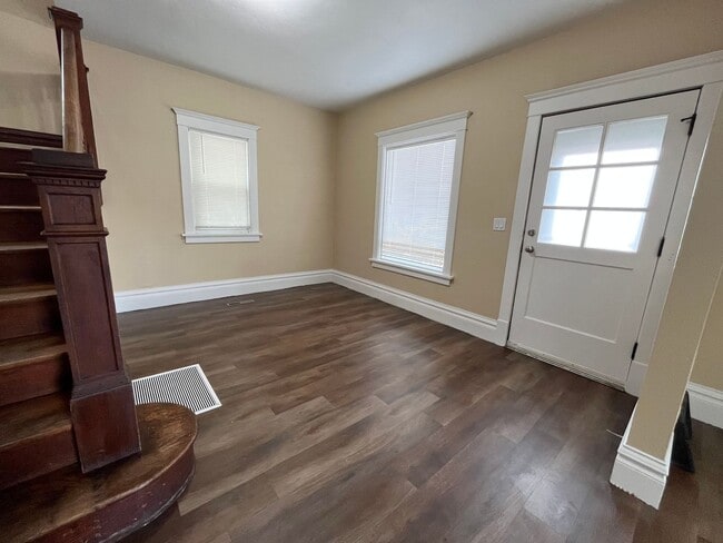 Building Photo - Spacious 4 Bed/2 Bath Rental Home!