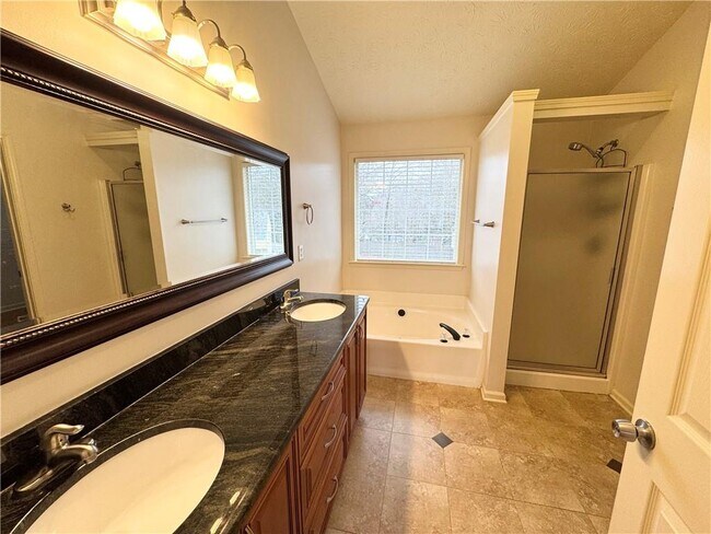 Building Photo - 5212 Pine Branch Cir