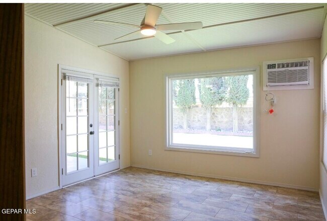 Building Photo - 1809 Pueblo Alegre Dr