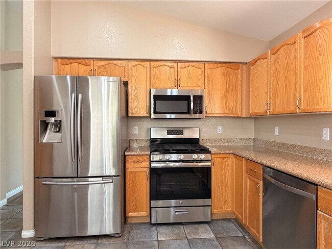 Building Photo - 212 Horizon Peak Dr