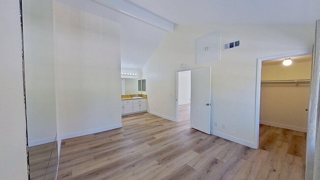 Building Photo - 26701 Quail Creek