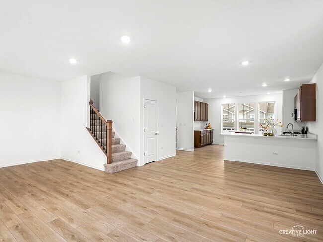 Building Photo - 14949 Dyer Ln