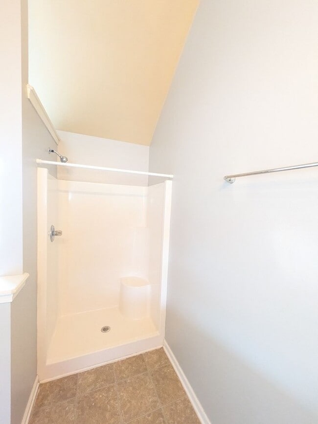 Building Photo - 2609 Serenity Ln