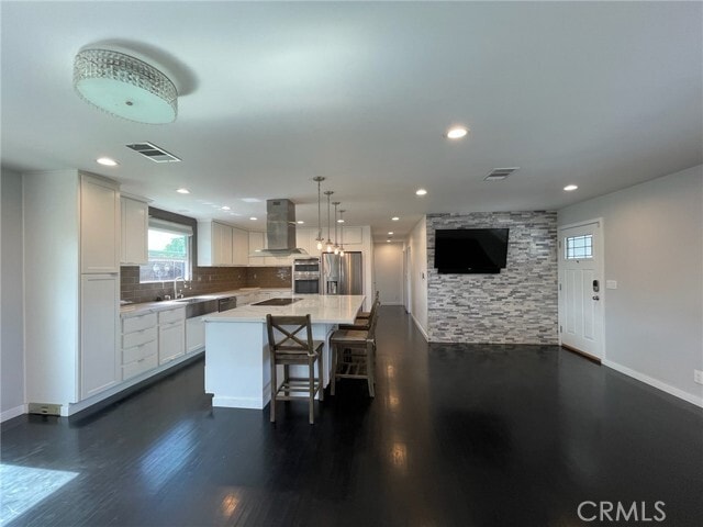 Building Photo - 5352 Edinger Ave