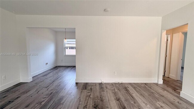 Building Photo - 115 NW 118th St