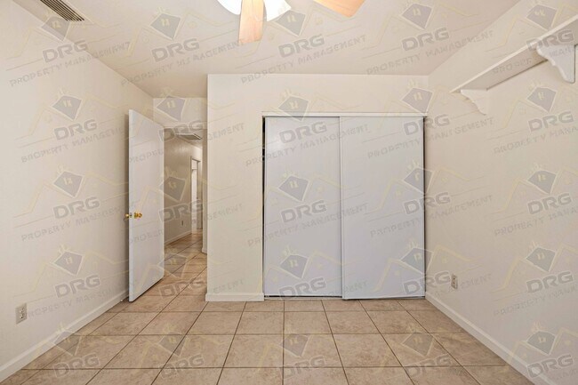 Building Photo - 3524 Hallsboro Ct