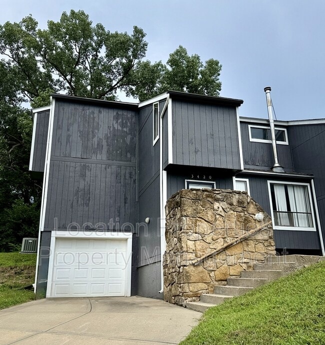 Building Photo - 3420 Augusta Dr