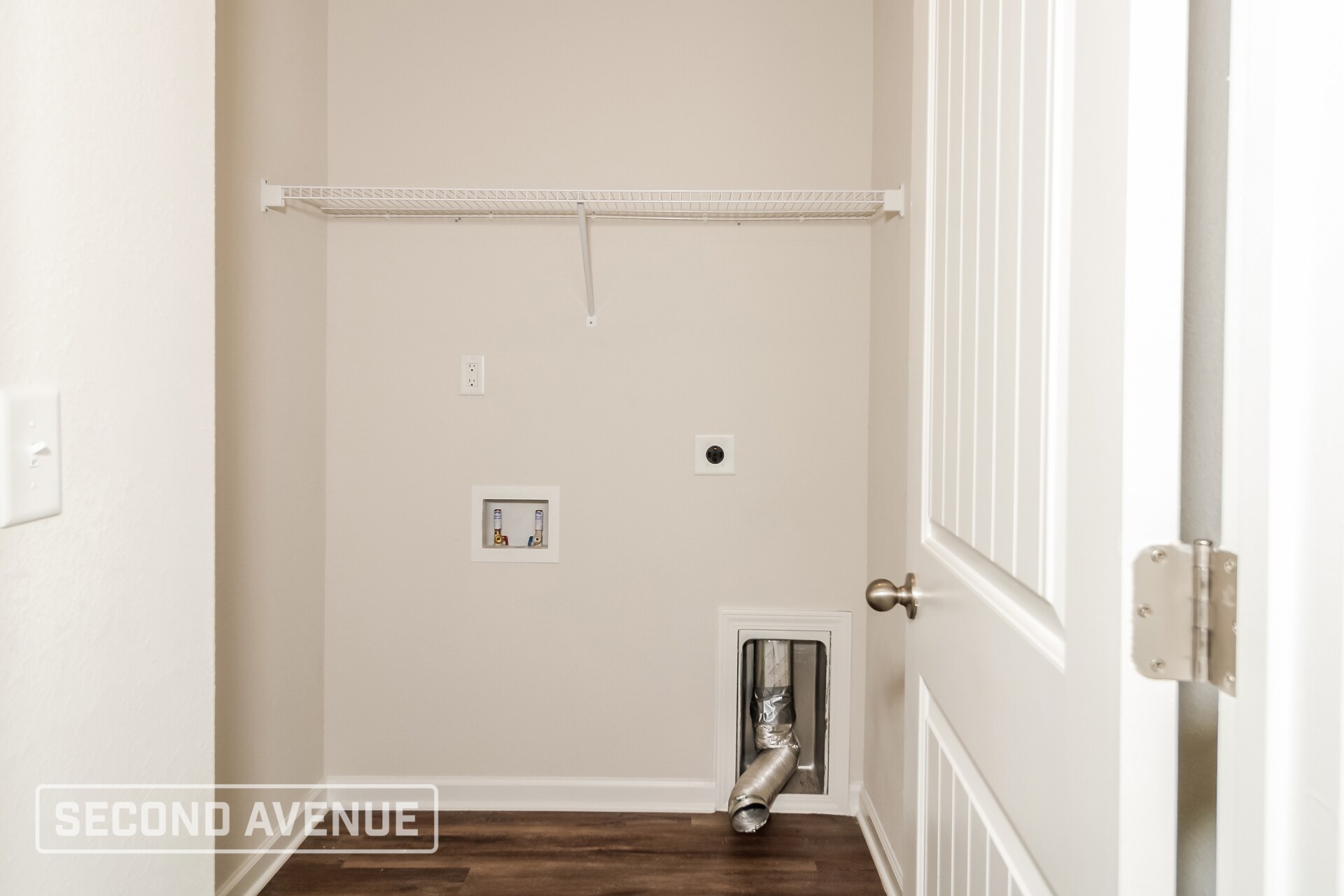 Building Photo - 411 Misty Knl Dr