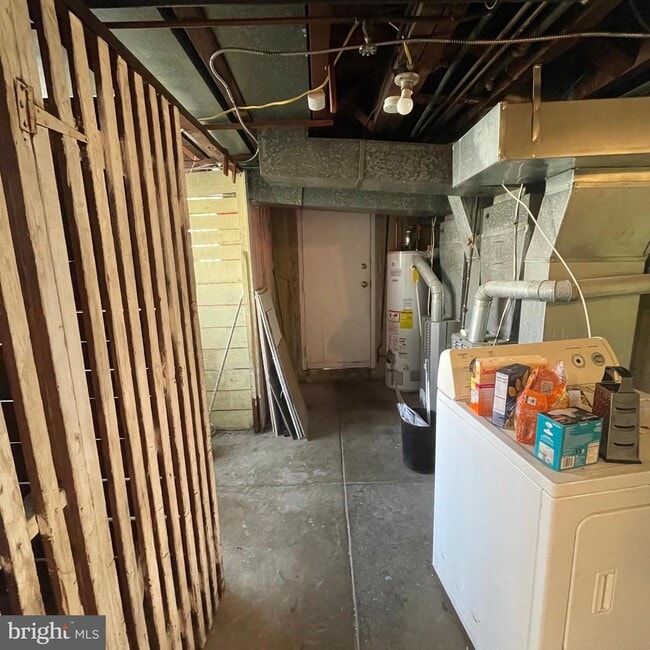 Building Photo - 1430 Greeby St