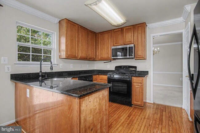 Building Photo - 14126 Rockinghorse Dr