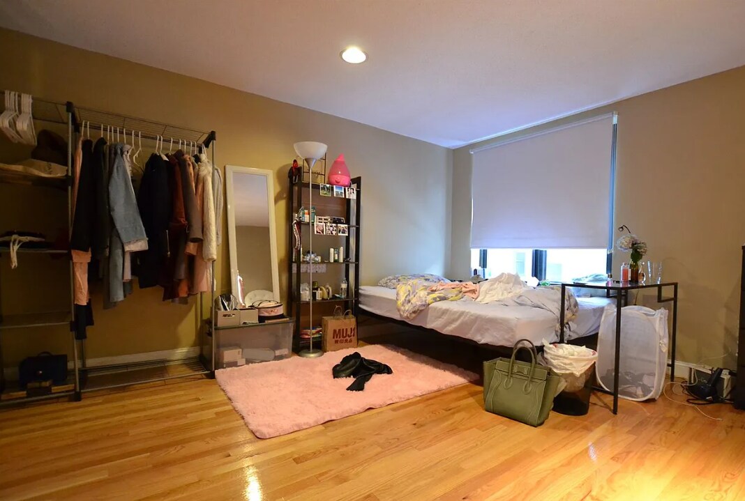 Building Photo - 85 Brainerd Rd