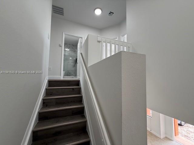 Building Photo - 10822 SW 240 Ln